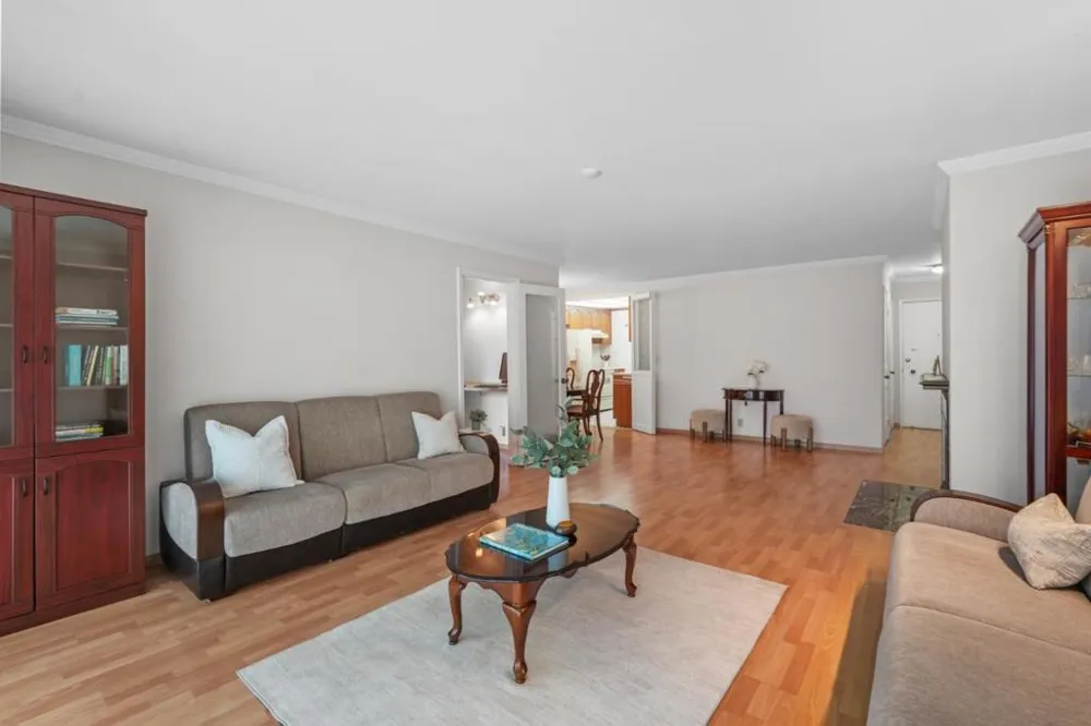 1945 Mount Vernon Court #11 Mountain View, CA 94040