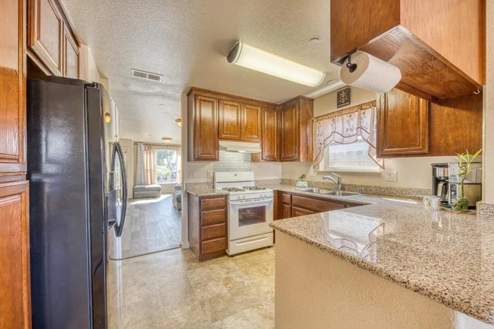 418 Cardona Circle Greenfield, CA 93927