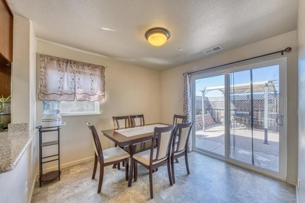 418 Cardona Circle Greenfield, CA 93927