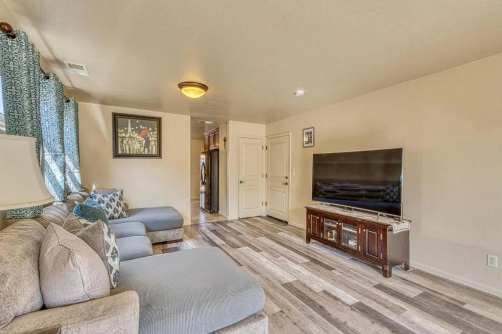 418 Cardona Circle Greenfield, CA 93927