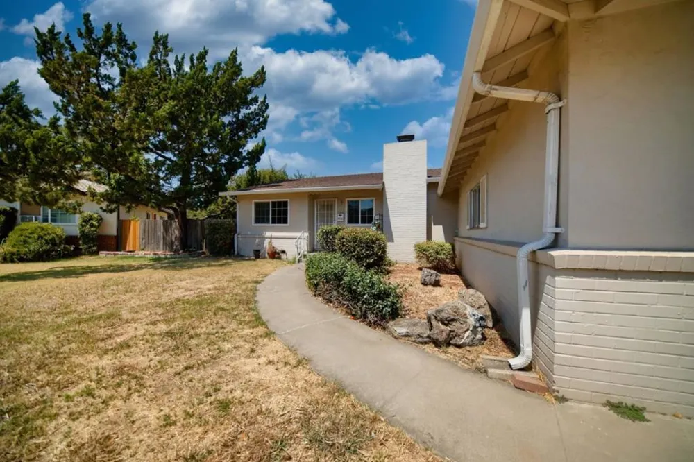 4430 Bidwell Place Stockton, CA 95207