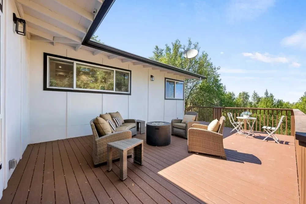 15499 Bohlman Road Saratoga, CA 95070
