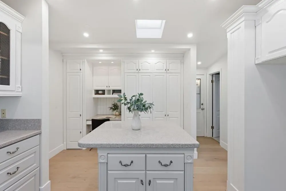 15499 Bohlman Road Saratoga, CA 95070