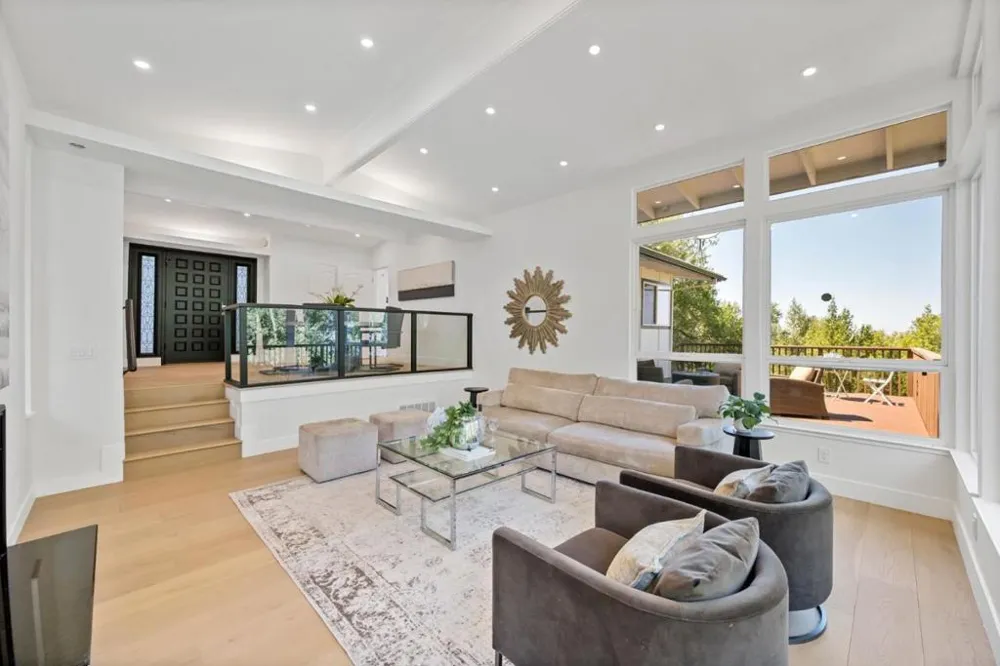 15499 Bohlman Road Saratoga, CA 95070