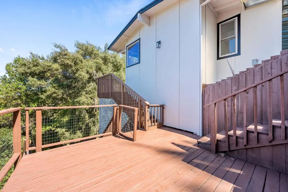 15499 Bohlman Road Saratoga, CA 95070