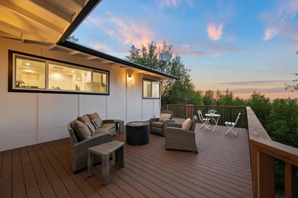 15499 Bohlman Road Saratoga, CA 95070