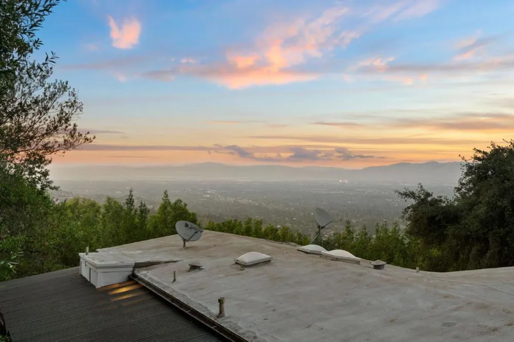 15499 Bohlman Road Saratoga, CA 95070