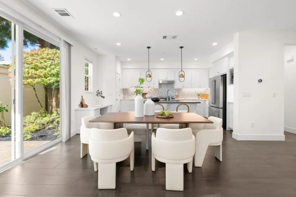 326 Polaris Sunnyvale, CA 94086