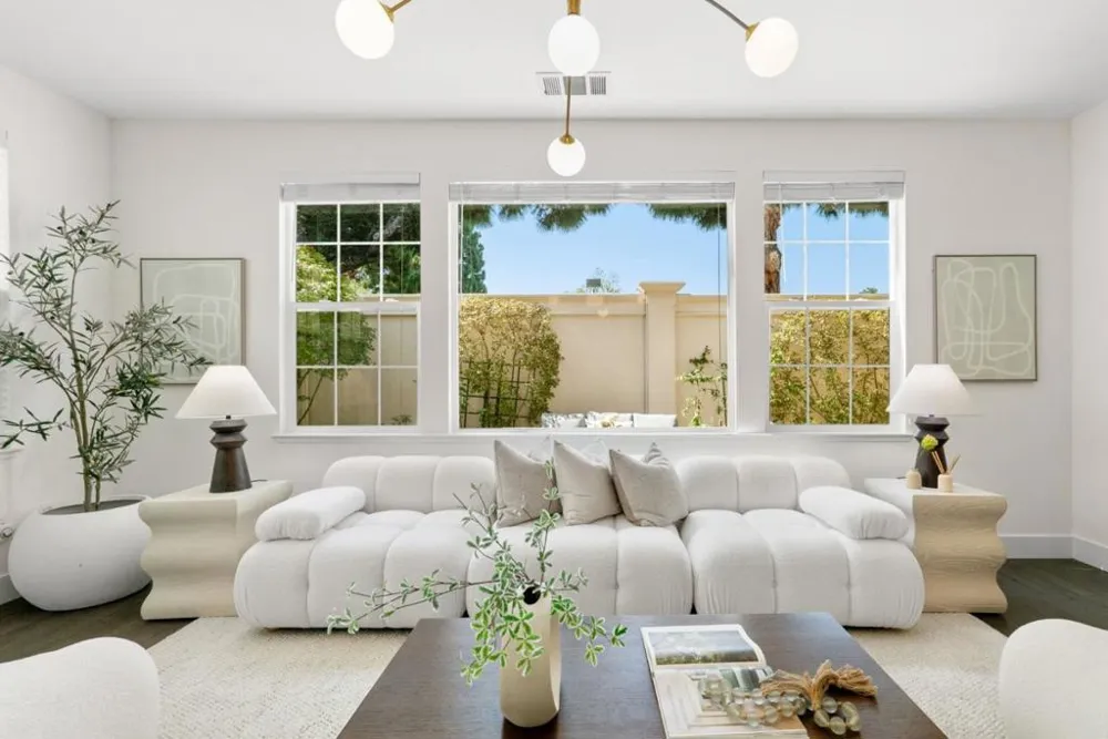 326 Polaris Sunnyvale, CA 94086