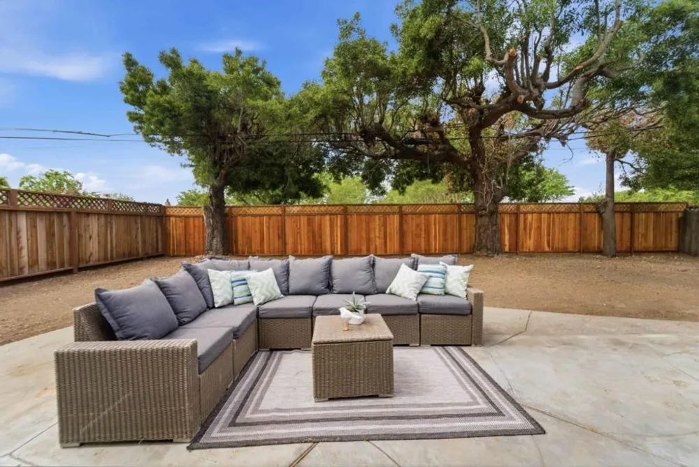 381 Manchester Avenue Campbell, CA 95008