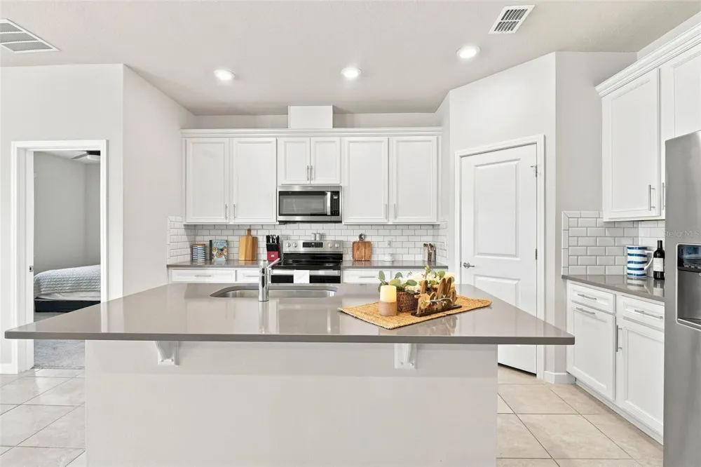 3545 TREETOP STREET Deland, FL 32724