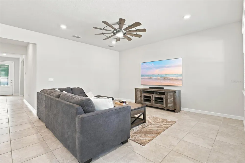 3545 TREETOP STREET Deland, FL 32724