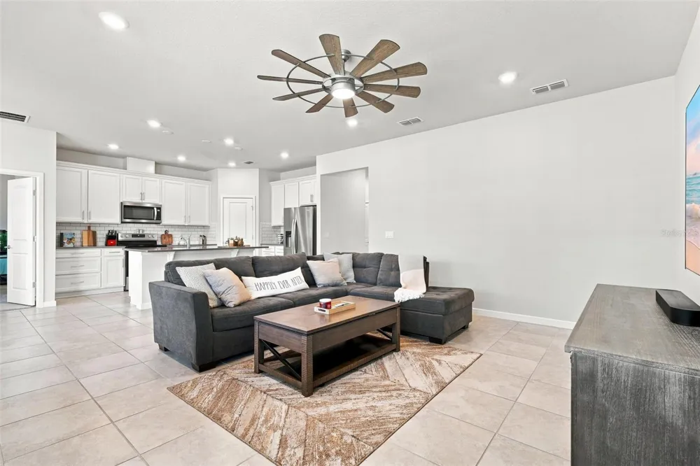 3545 TREETOP STREET Deland, FL 32724
