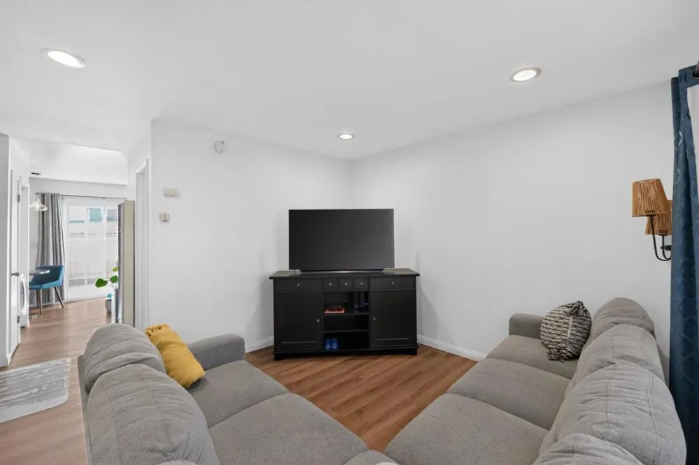 7742 Chestnut Street Gilroy, CA 95020