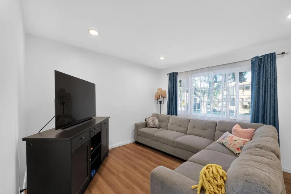 7742 Chestnut Street Gilroy, CA 95020