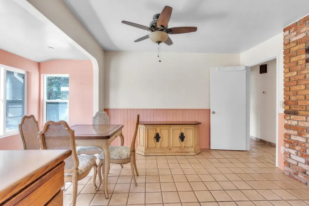 533 Hart Lane Sebastopol, CA 95472
