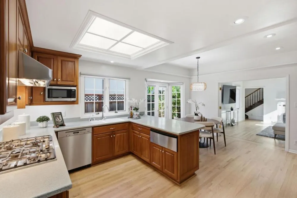 341 Arlington Road Redwood City, CA 94062