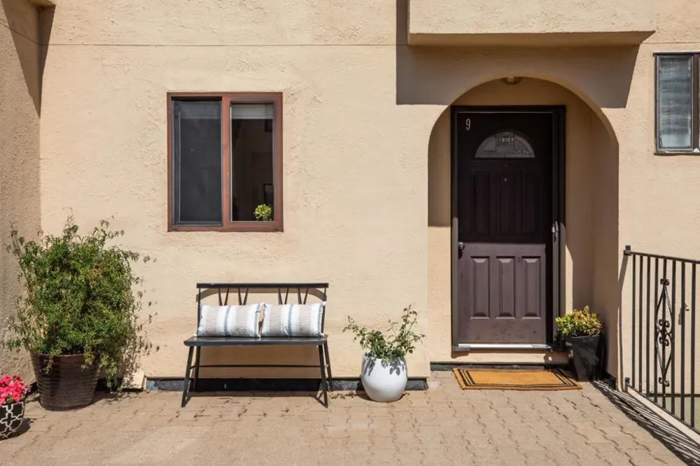 229 E Bellevue Avenue #9 San Mateo, CA 94401