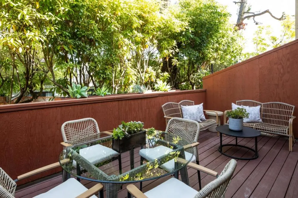 229 E Bellevue Avenue #9 San Mateo, CA 94401