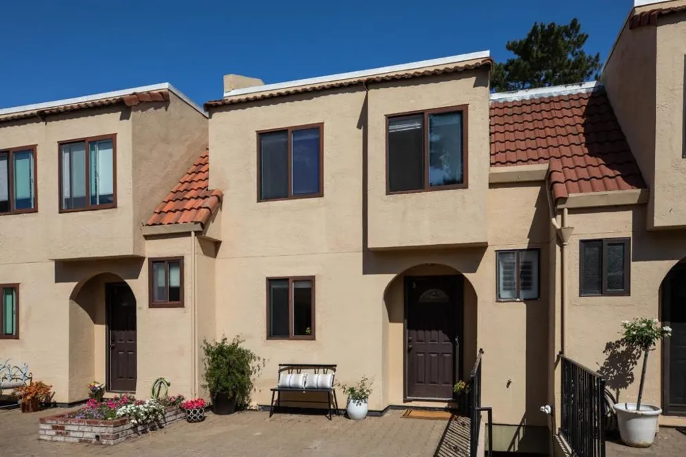 229 E Bellevue Avenue #9 San Mateo, CA 94401