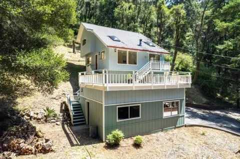 1060 Redwood Drive