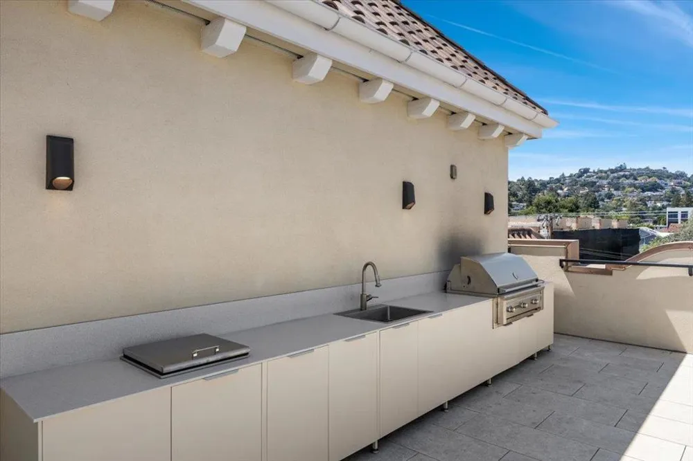 1501 Cherry Street #203 San Carlos, CA 94070