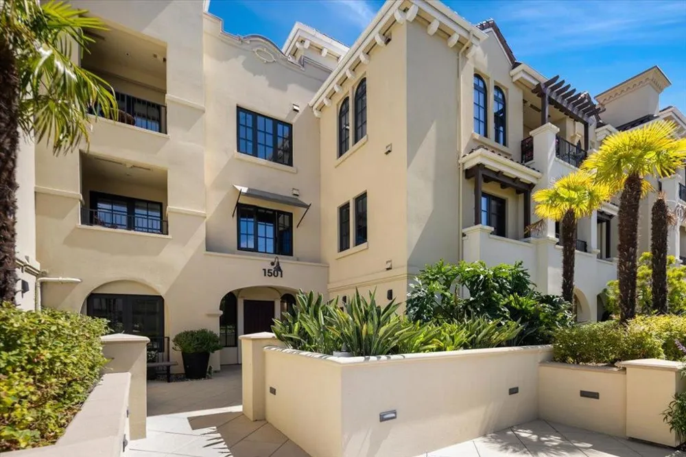 1501 Cherry Street #203 San Carlos, CA 94070