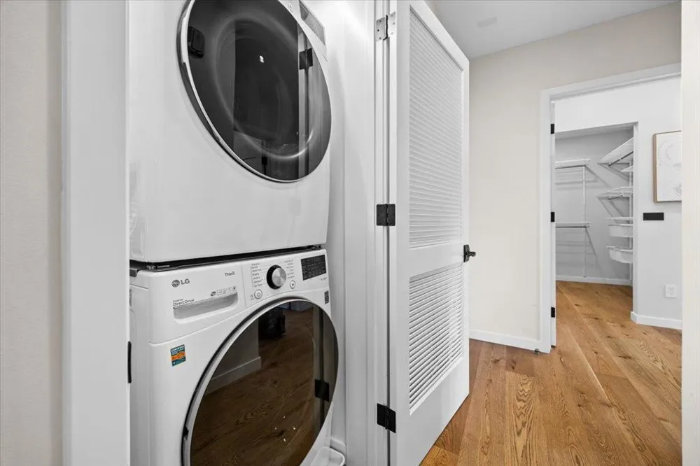 1501 Cherry Street #203 San Carlos, CA 94070