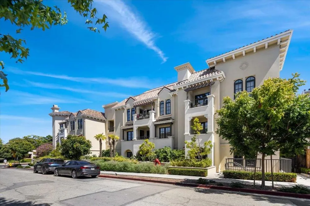 1501 Cherry Street #203 San Carlos, CA 94070