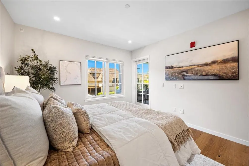 1501 Cherry Street #203 San Carlos, CA 94070