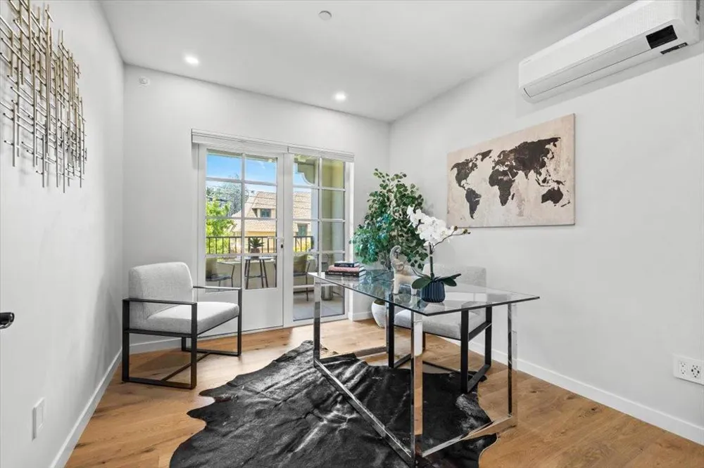 1501 Cherry Street #203 San Carlos, CA 94070