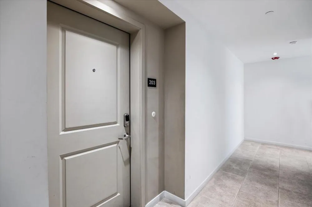 1501 Cherry Street #203 San Carlos, CA 94070