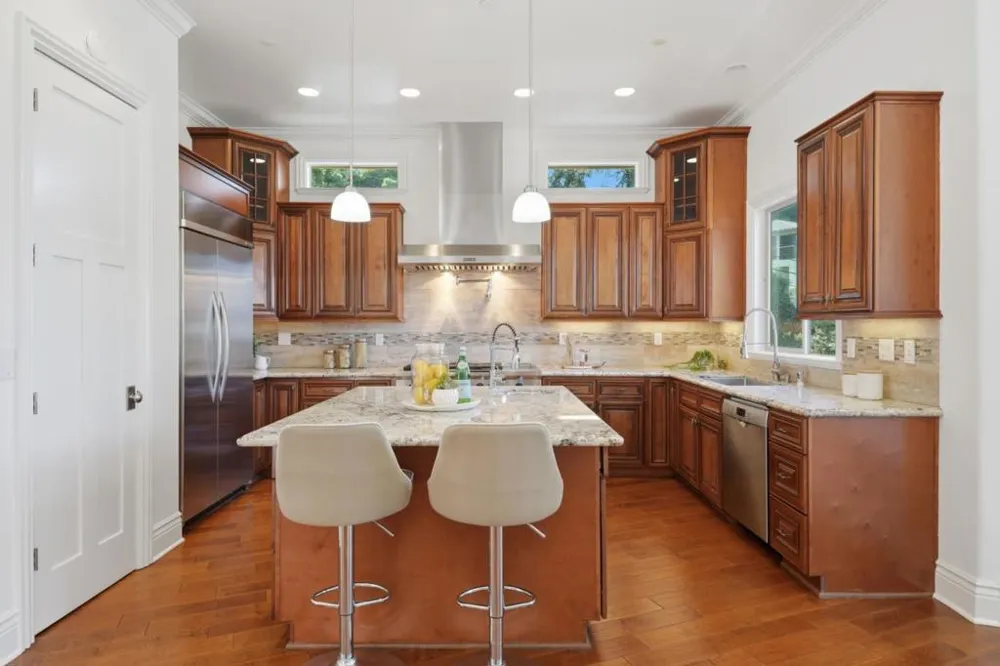 22755 San Juan Road Cupertino, CA 95014