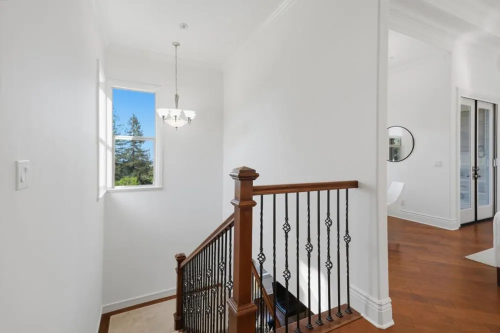 22755 San Juan Road Cupertino, CA 95014