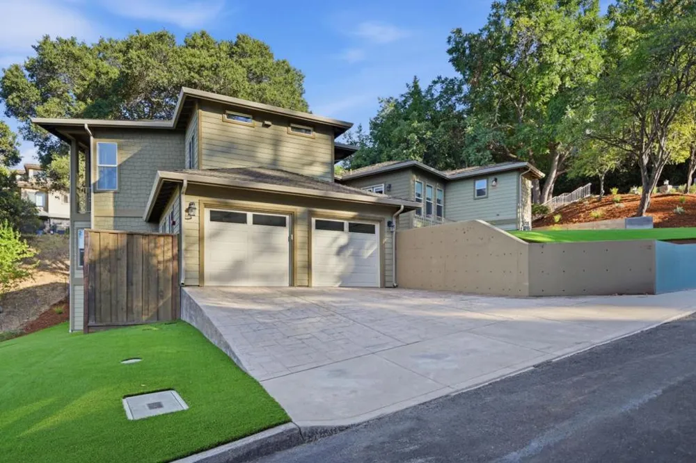 22755 San Juan Road Cupertino, CA 95014