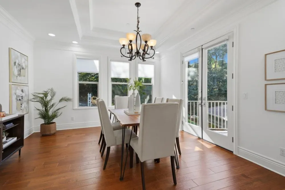22755 San Juan Road Cupertino, CA 95014