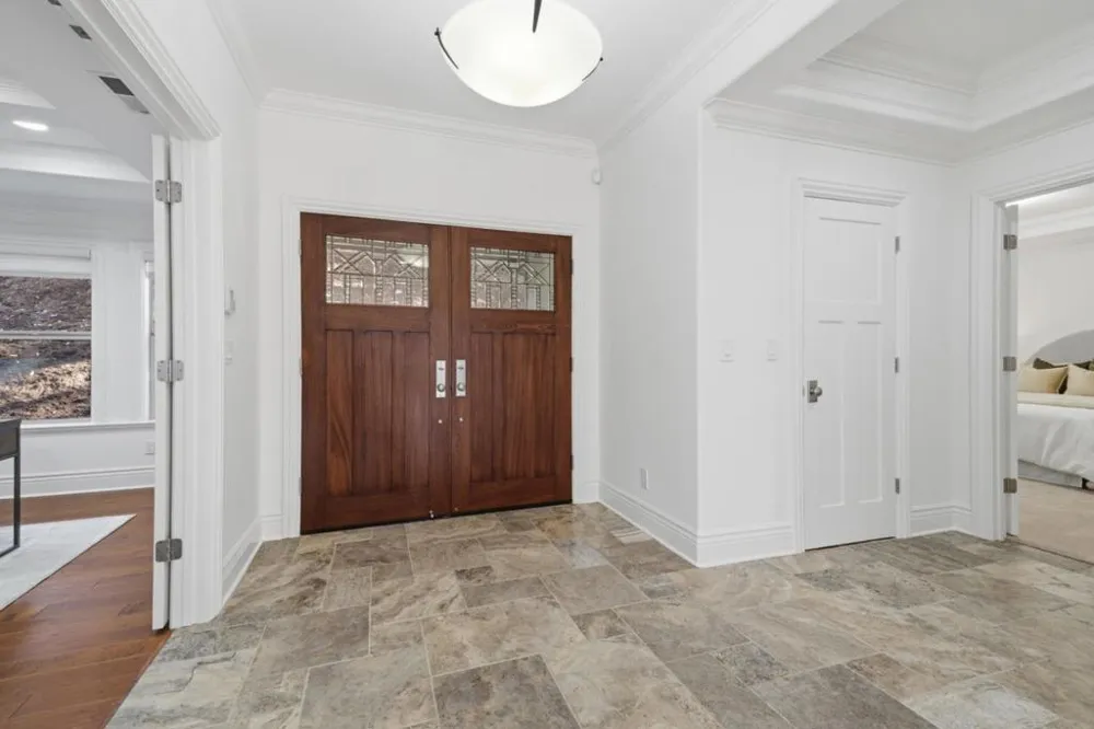 22755 San Juan Road Cupertino, CA 95014