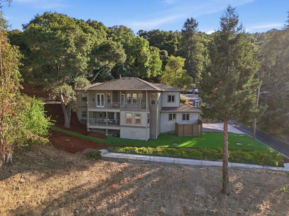 22755 San Juan Road Cupertino, CA 95014