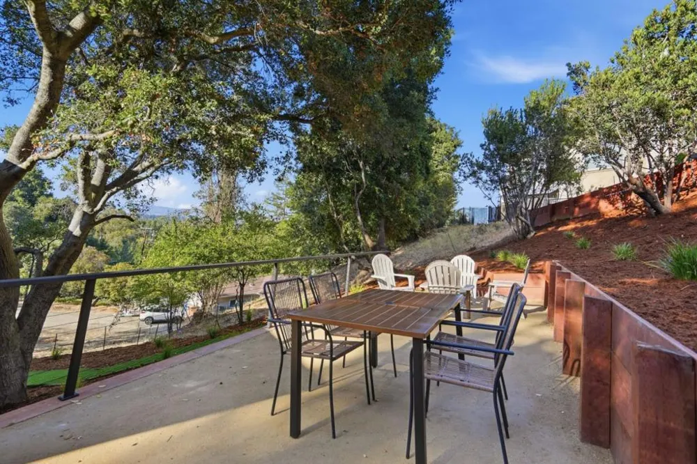 22755 San Juan Road Cupertino, CA 95014