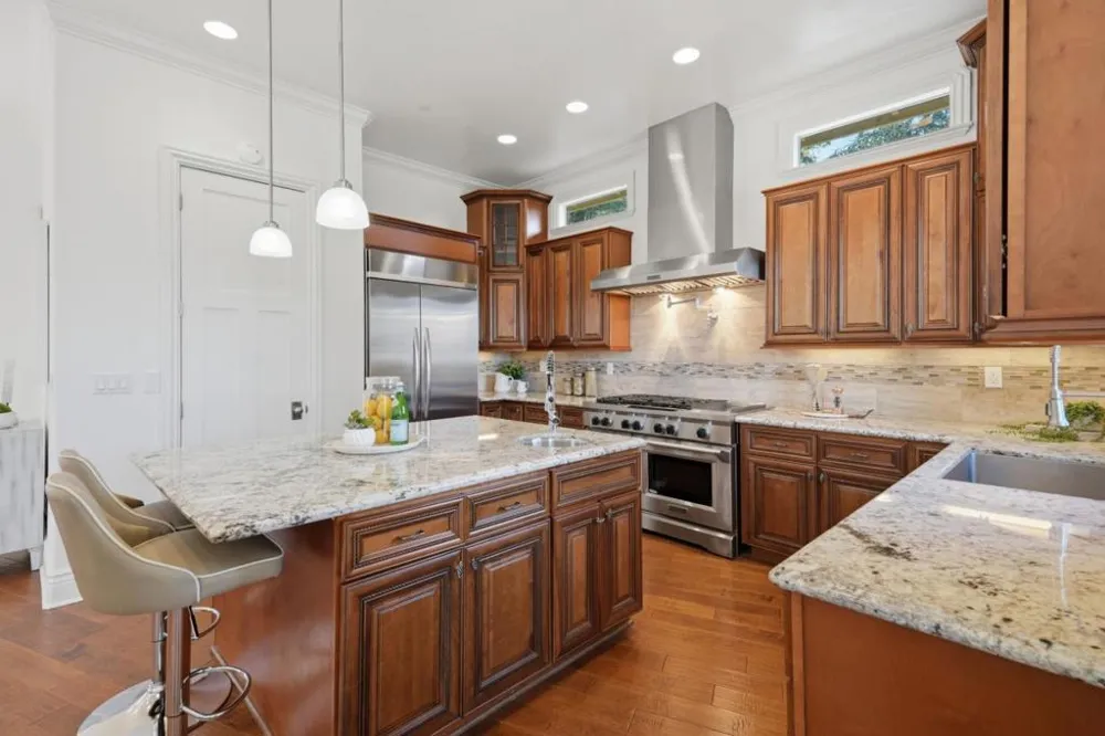 22755 San Juan Road Cupertino, CA 95014