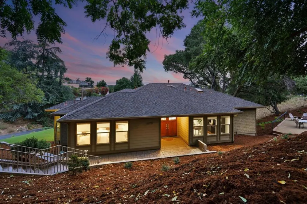22755 San Juan Road Cupertino, CA 95014