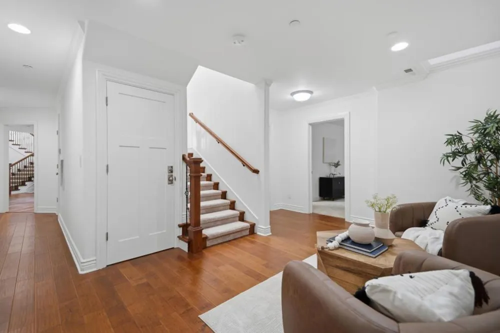 22755 San Juan Road Cupertino, CA 95014