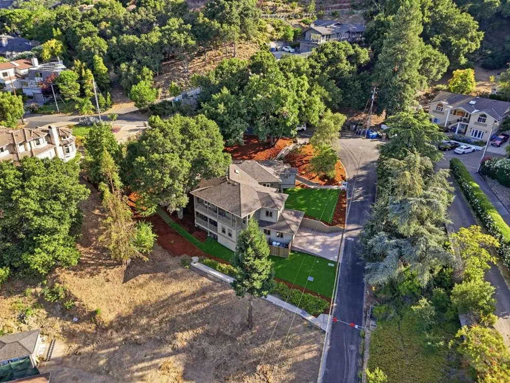 22755 San Juan Road Cupertino, CA 95014