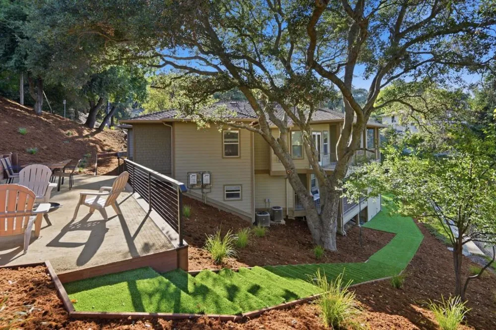 22755 San Juan Road Cupertino, CA 95014