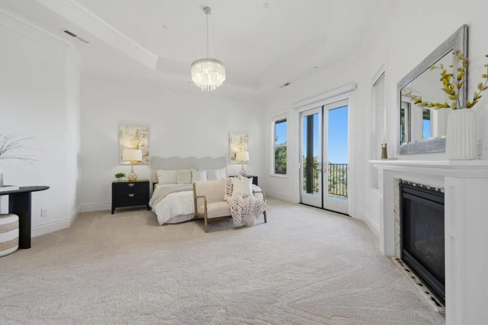 22755 San Juan Road Cupertino, CA 95014