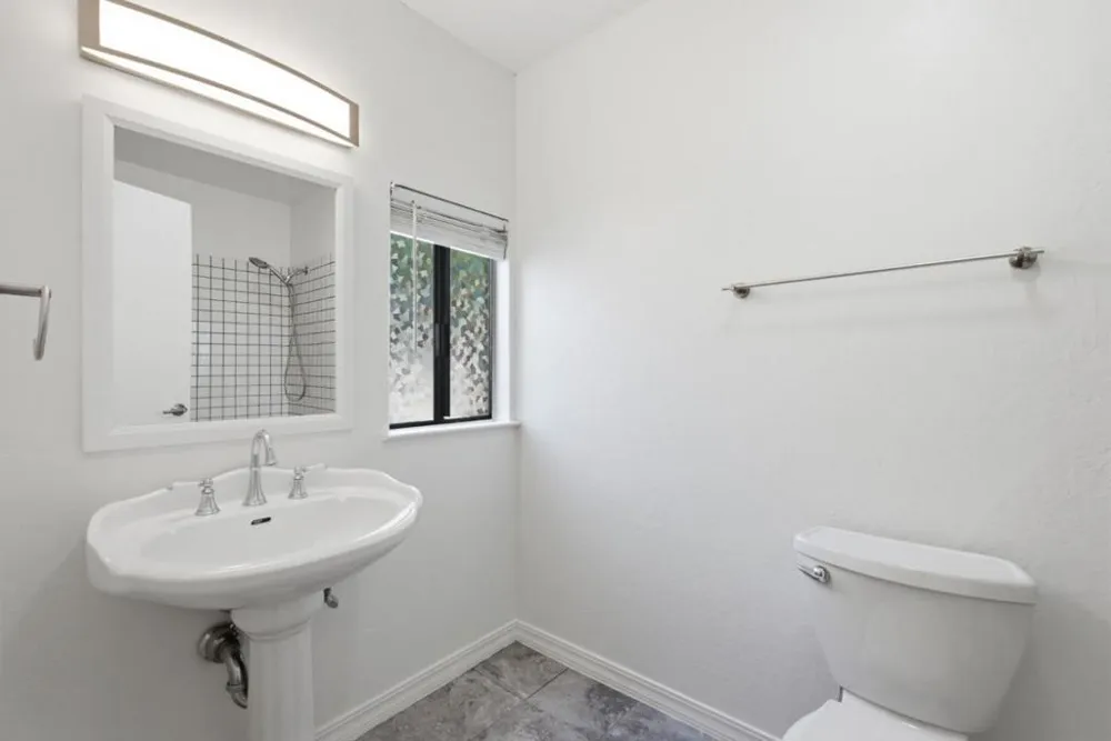 1919 Alameda De Las Pulgas #14 San Mateo, CA 94403