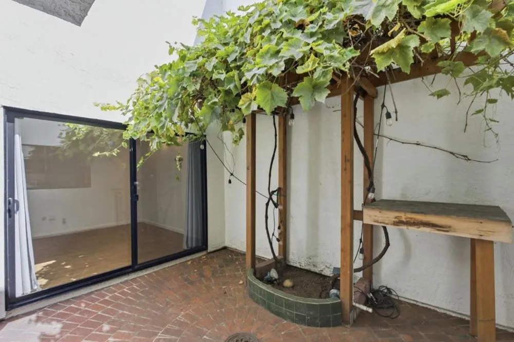 1919 Alameda De Las Pulgas #14 San Mateo, CA 94403