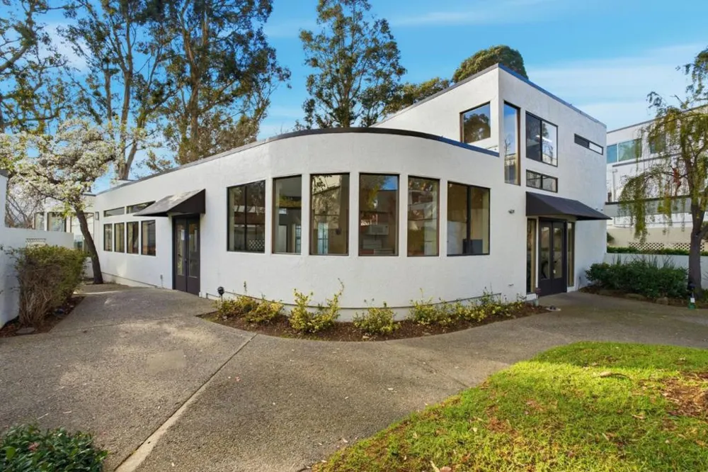 1919 Alameda De Las Pulgas #14 San Mateo, CA 94403