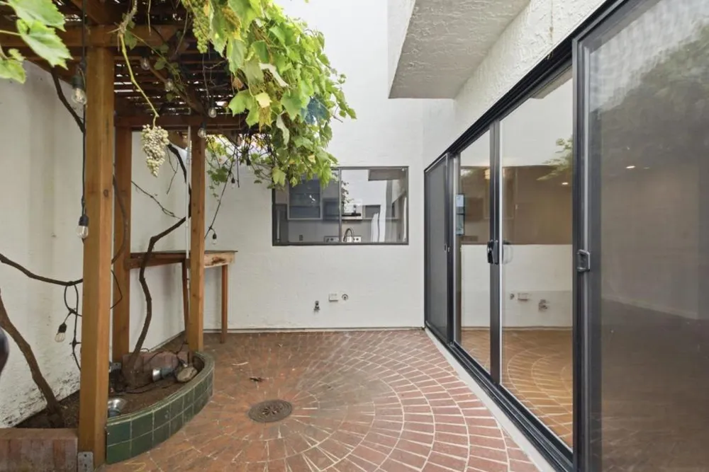 1919 Alameda De Las Pulgas #14 San Mateo, CA 94403