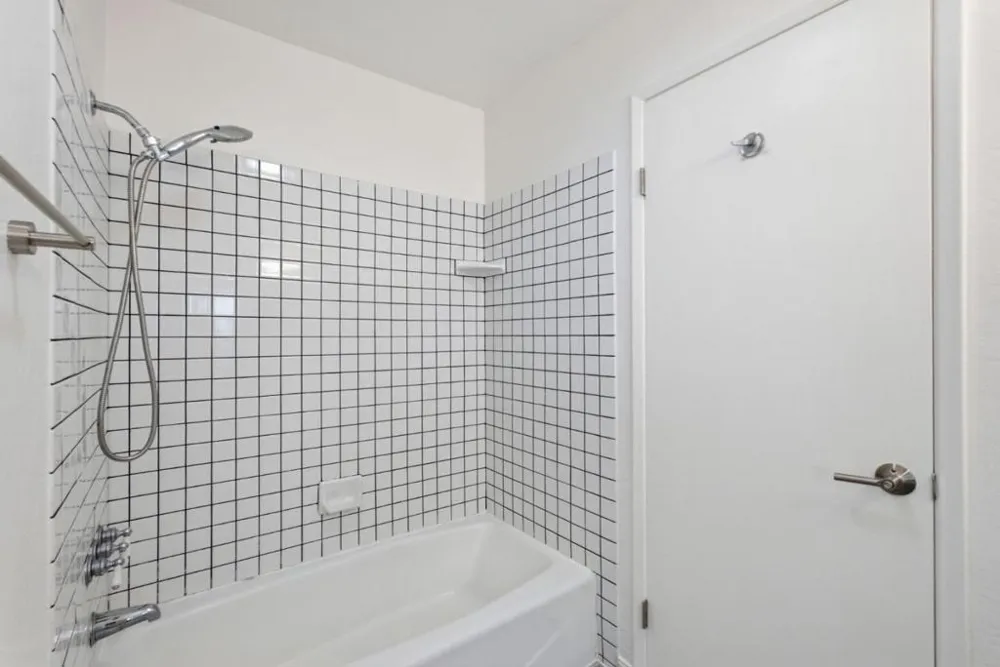1919 Alameda De Las Pulgas #14 San Mateo, CA 94403